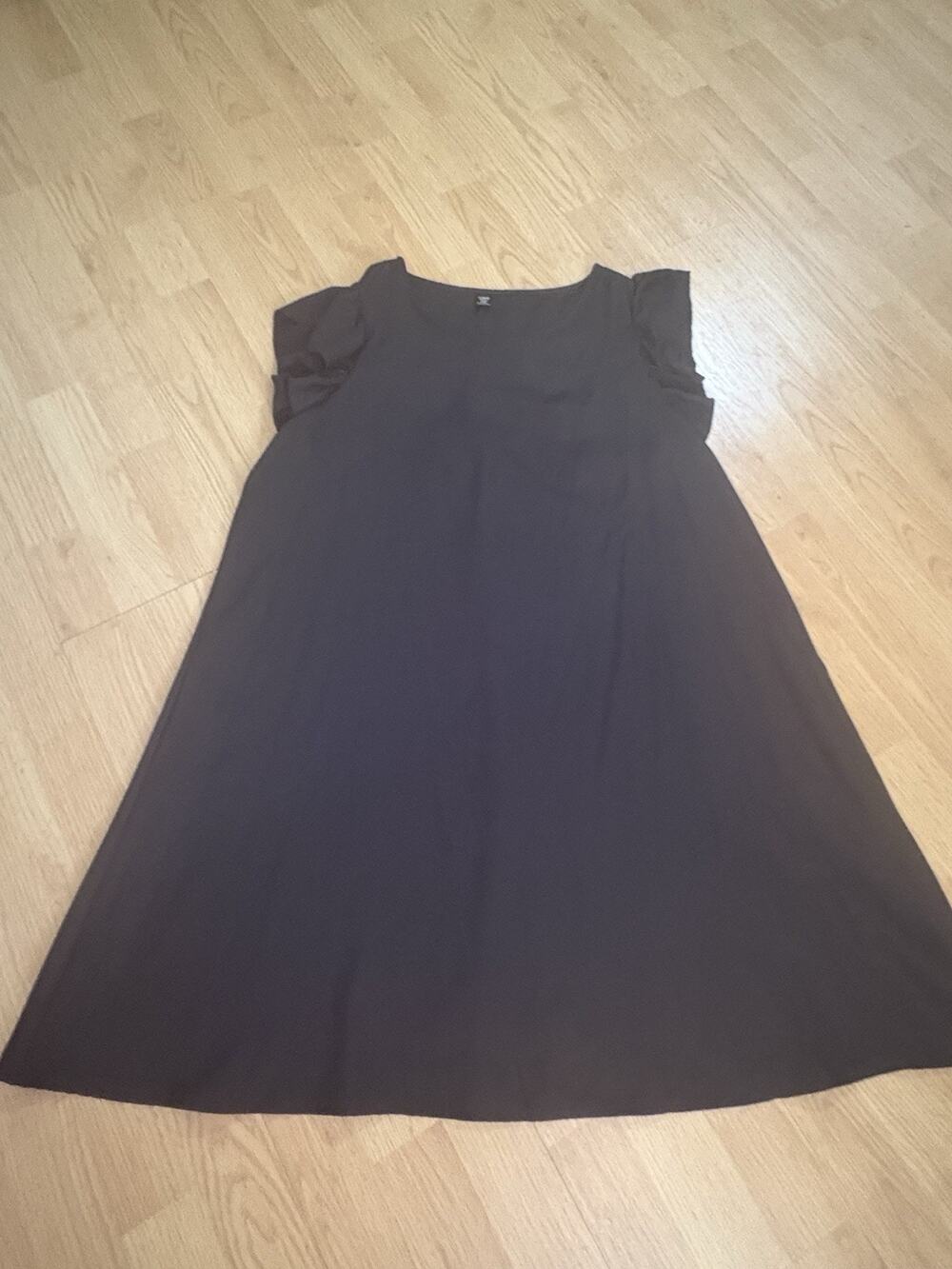 SHEIN 1XL Black Dress With Flutter Sleeves